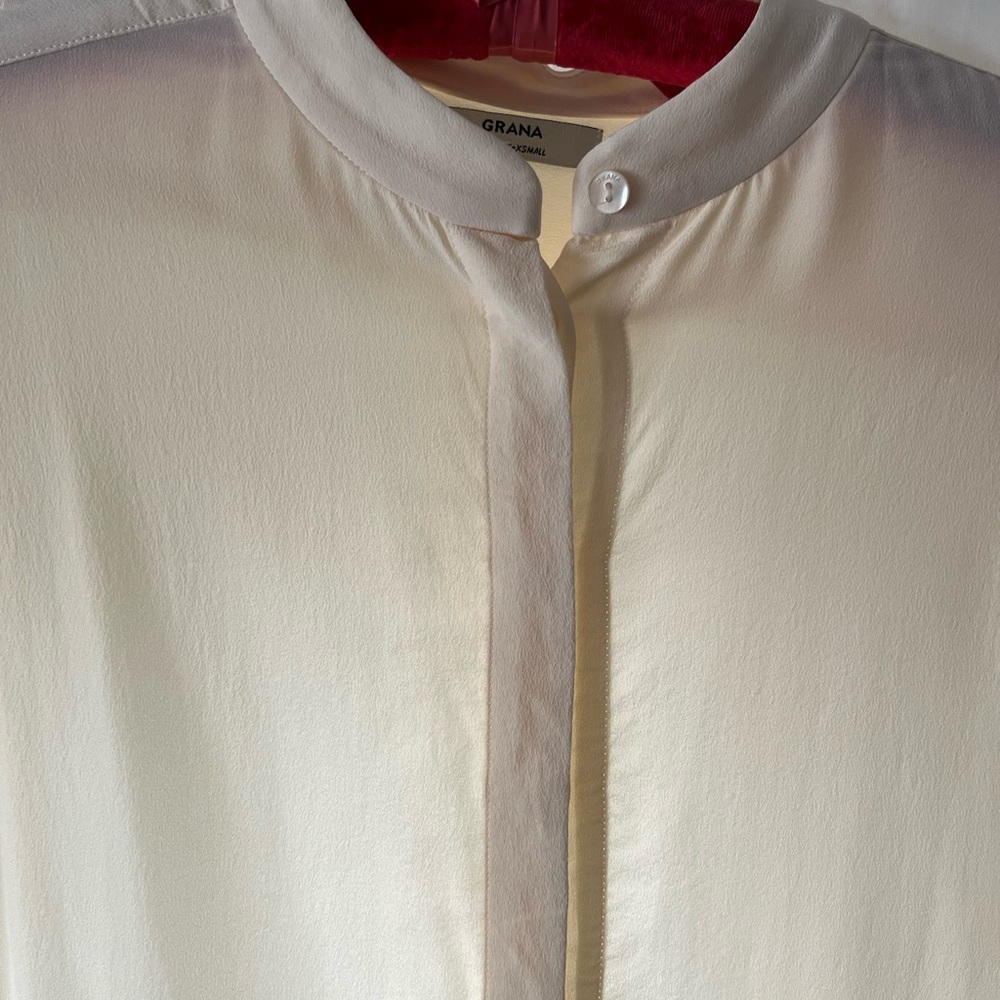 GRANA collarless silk button down blouse